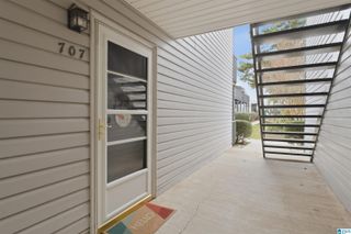 707 WOODLAND VILLAGE # 707, Homewood, AL 35216