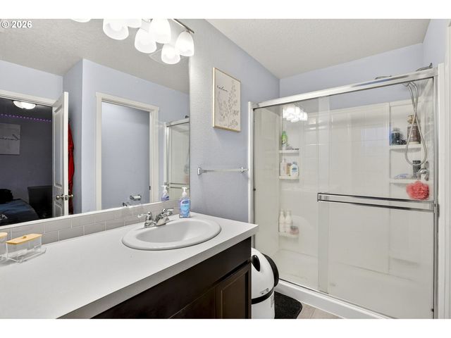 2124 Ne 115th Ct, Vancouver, WA 98684