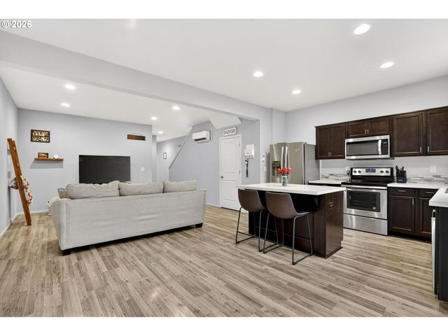 2124 Ne 115th Ct, Vancouver, WA 98684