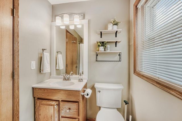 3183 Copper Oaks Place, Woodbury, MN 55125