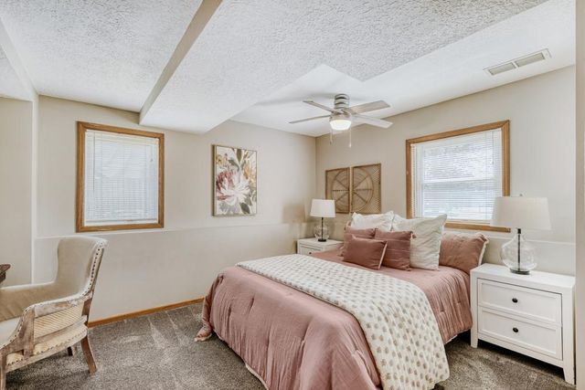 3183 Copper Oaks Place, Woodbury, MN 55125