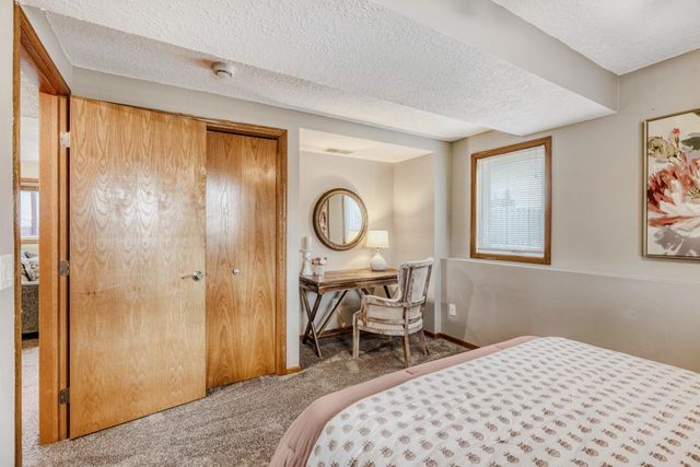 3183 Copper Oaks Place, Woodbury, MN 55125