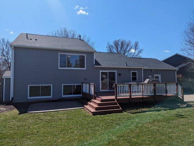 3183 Copper Oaks Place, Woodbury, MN 55125