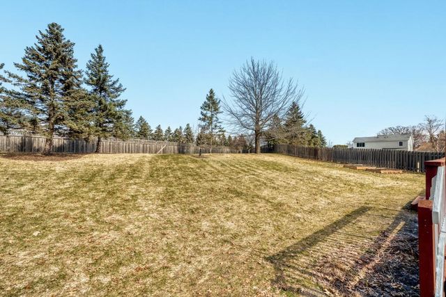 3183 Copper Oaks Place, Woodbury, MN 55125