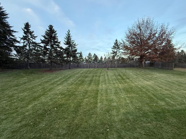 3183 Copper Oaks Place, Woodbury, MN 55125