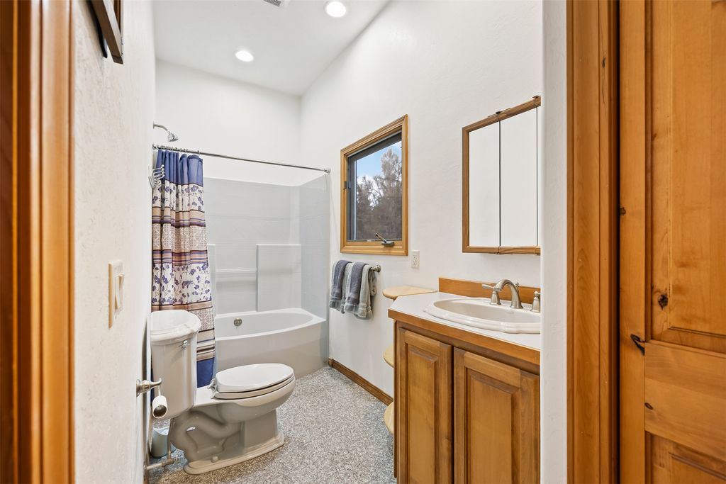 859 Hamilton Heights Road, Corvallis, MT 59828 photo 86