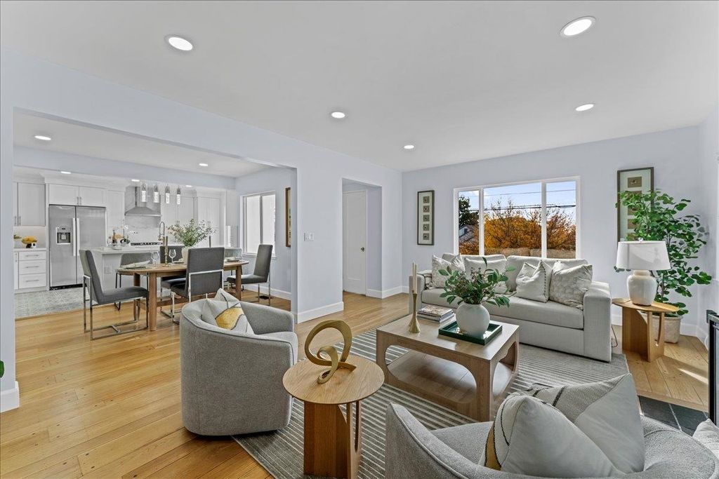 6032 Mauritania Ave, Oakland, CA 94605