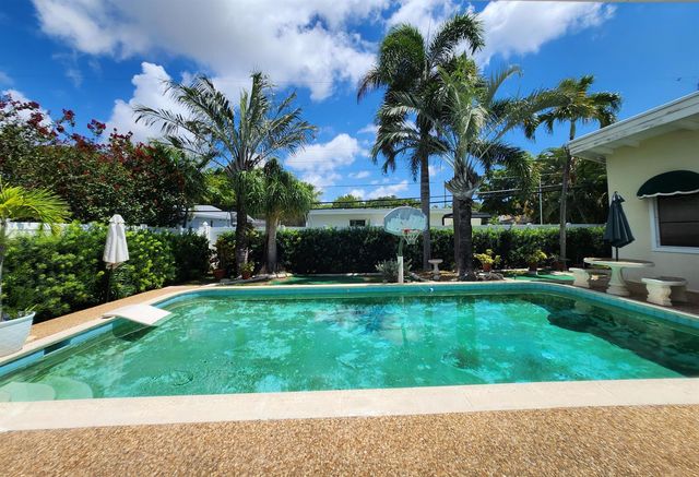 111 SE 7th Street, Pompano Beach, FL 33060