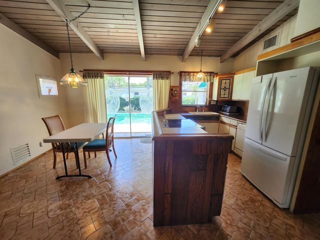 111 SE 7th Street, Pompano Beach, FL 33060