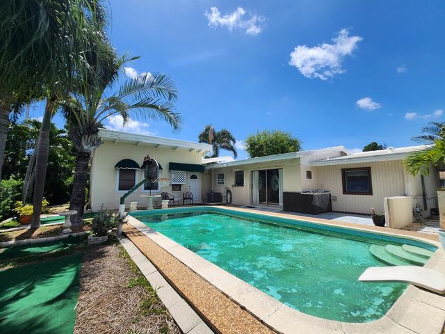 111 SE 7th Street, Pompano Beach, FL 33060