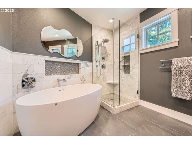 34560 Ne WILSONVILLE Rd, Newberg, OR 97132