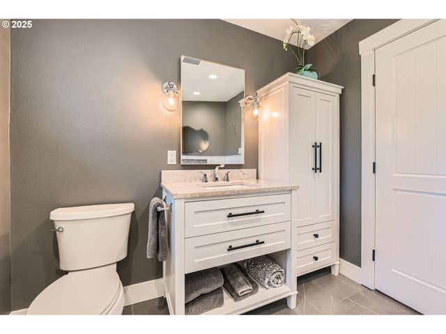 34560 Ne WILSONVILLE Rd, Newberg, OR 97132