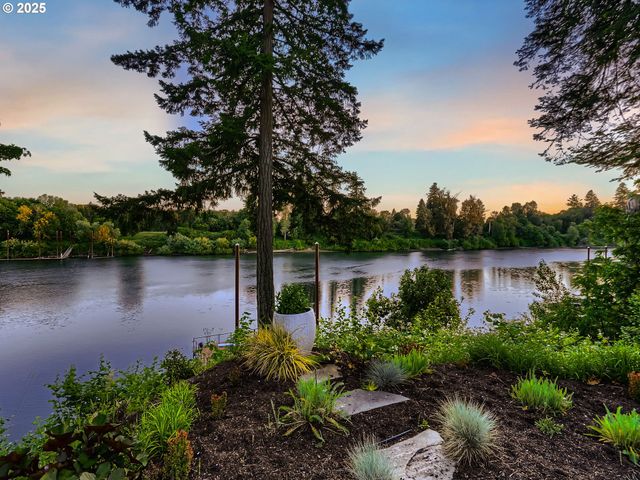 34560 Ne WILSONVILLE Rd, Newberg, OR 97132