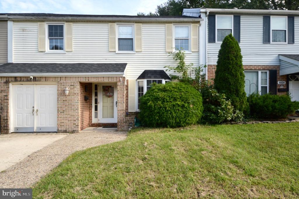 1826 EDGEWOOD PL, Clementon, NJ 08021
