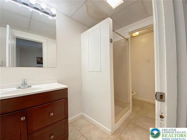 429 East 4th Street 2nd Floor, Bethlehem City, PA 18015