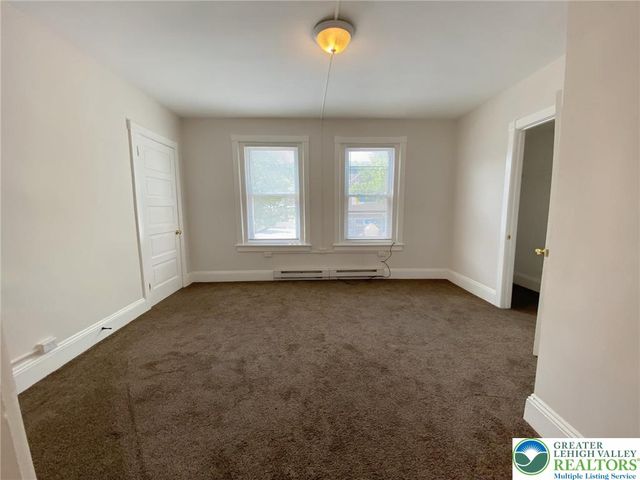 429 East 4th Street 2nd Floor, Bethlehem City, PA 18015