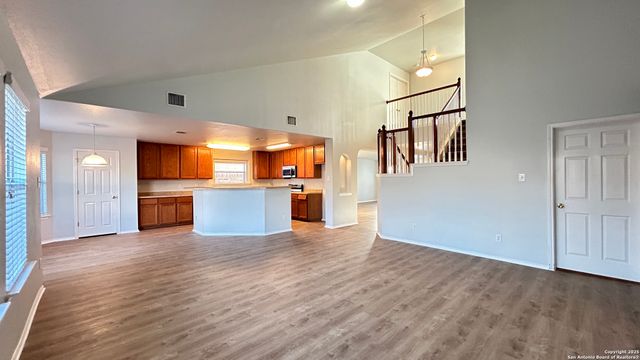 206 Bright Trail, San Antonio, TX 78253