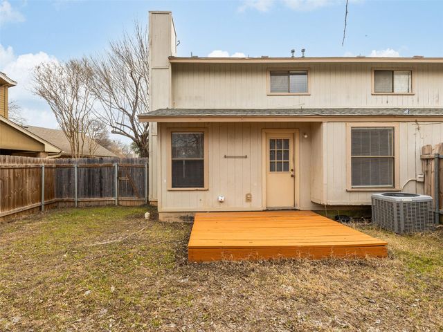 706 Rollingway DR B, Round Rock, TX 78681