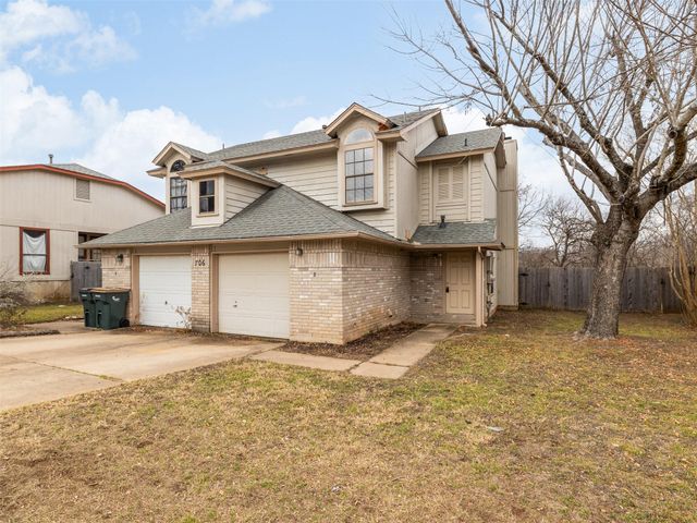 706 Rollingway DR B, Round Rock, TX 78681