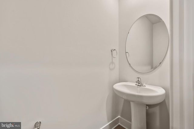 226 MUNSEE, Winchester, VA 22602