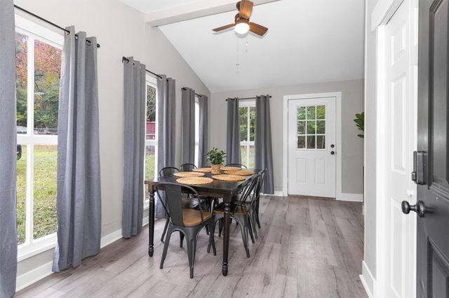 1607 E Pine Lake Circle, Conroe, TX 77316