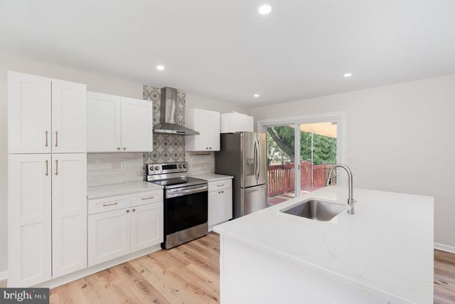 9526 FORT FOOTE RD, Fort Washington, MD 20744
