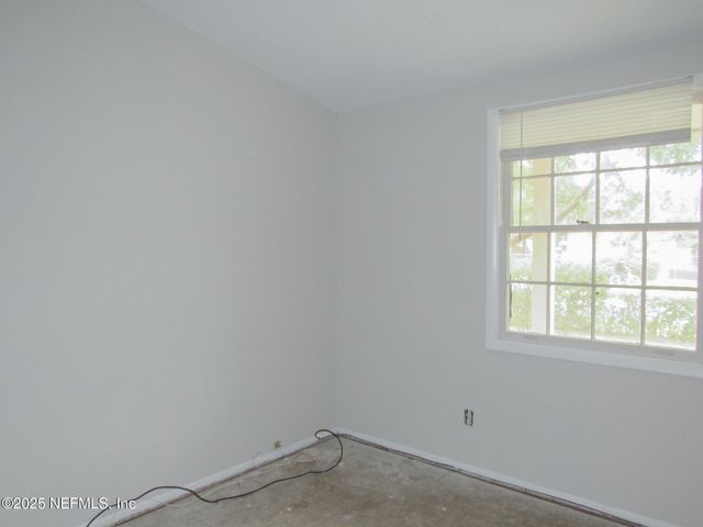 1924 LEONID Road, Jacksonville, FL 32218