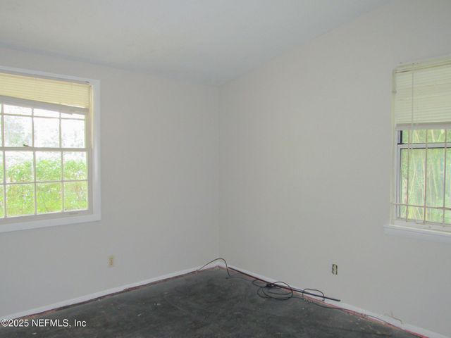 1924 LEONID Road, Jacksonville, FL 32218