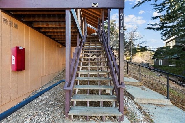 714 Paine, Big Bear Lake, CA 92315