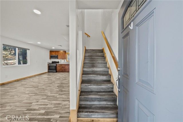 714 Paine, Big Bear Lake, CA 92315