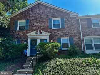 8317 KINGSGATE RD #517, Springfield, VA 22152
