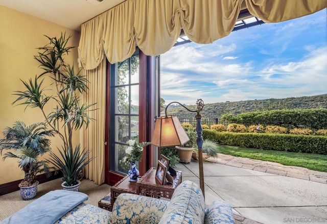 18669 Via Catania, Rancho Santa Fe, CA 92091