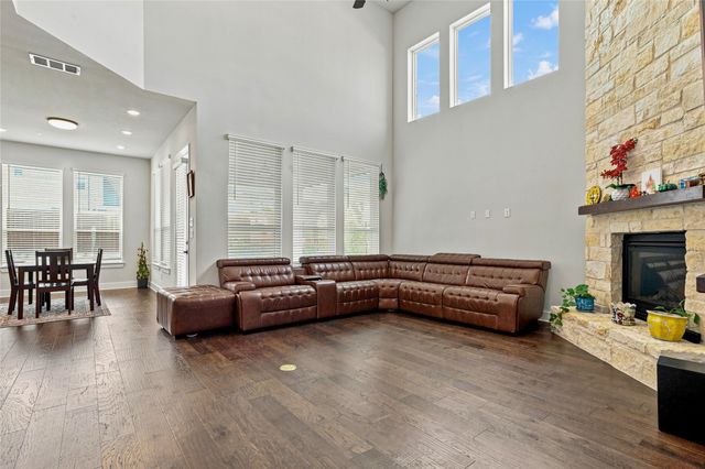 6817 Tadpole Trail, Mckinney, TX 75071