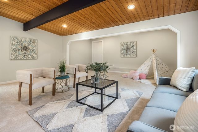 22709 SE 16th Street, Sammamish, WA 98075