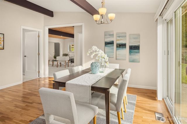 22709 SE 16th Street, Sammamish, WA 98075