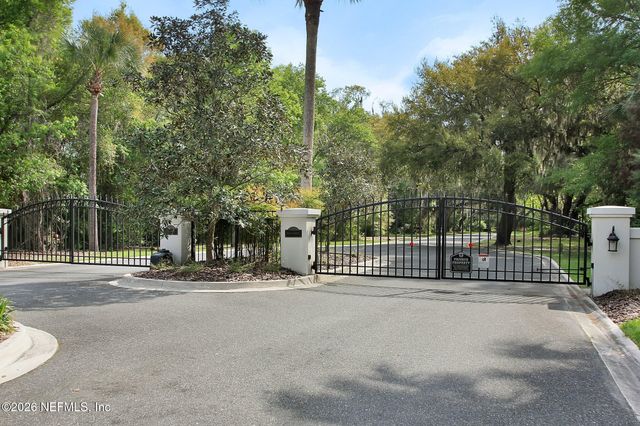 96075 HIGH POINTE Drive, Fernandina Beach, FL 32034