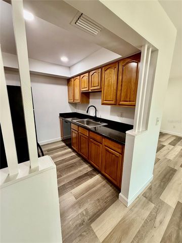 14106 VILLAGE TERRACE DRIVE, Tampa, FL 33624