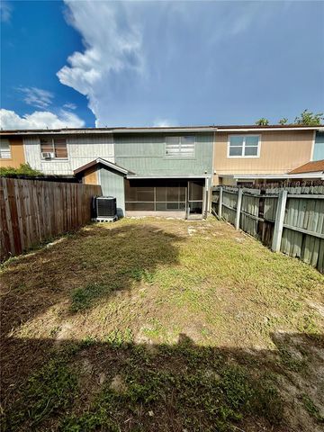 14106 VILLAGE TERRACE DRIVE, Tampa, FL 33624