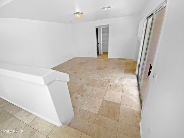 10933 W VISTA Avenue, Glendale, AZ 85307