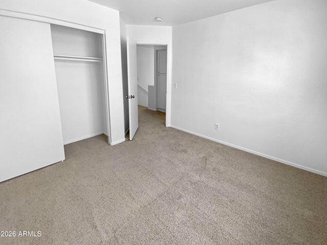 10933 W VISTA Avenue, Glendale, AZ 85307