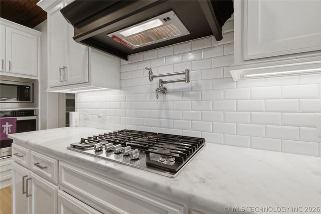 8627 E 104th Street N, Owasso, OK 74055