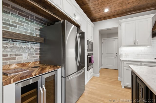 8627 E 104th Street N, Owasso, OK 74055