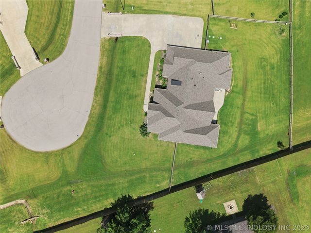 8627 E 104th Street N, Owasso, OK 74055