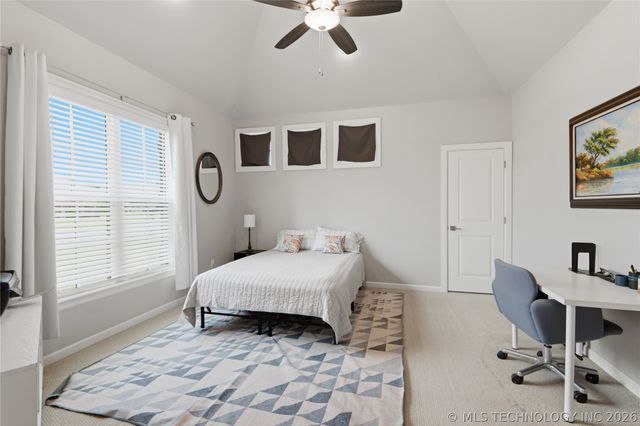 8627 E 104th Street N, Owasso, OK 74055