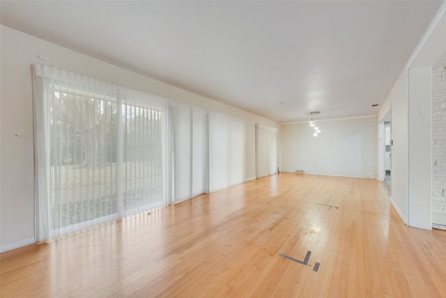 6106 Linden Lane, Dallas, TX 75230