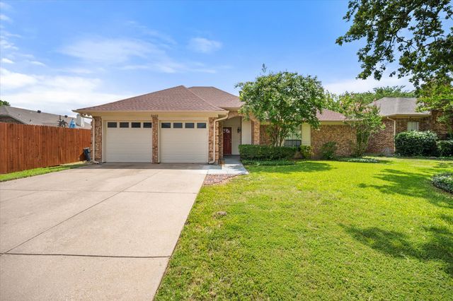 5603 Farris Drive, Arlington, TX 76017