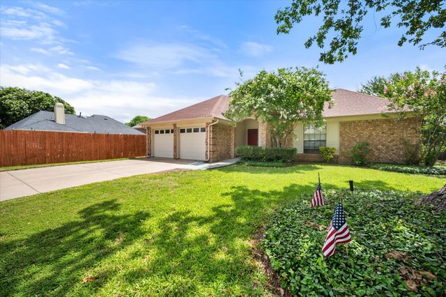5603 Farris Drive, Arlington, TX 76017