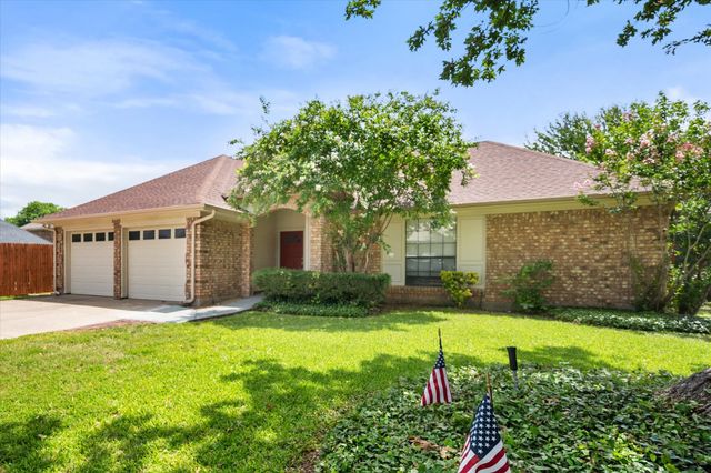 5603 Farris Drive, Arlington, TX 76017