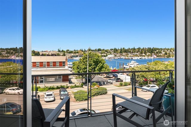 2804 Fairview Avenue E, Seattle, WA 98102