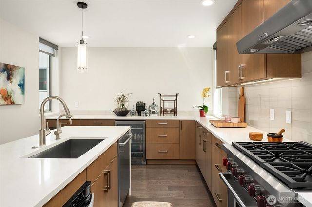 2804 Fairview Avenue E, Seattle, WA 98102
